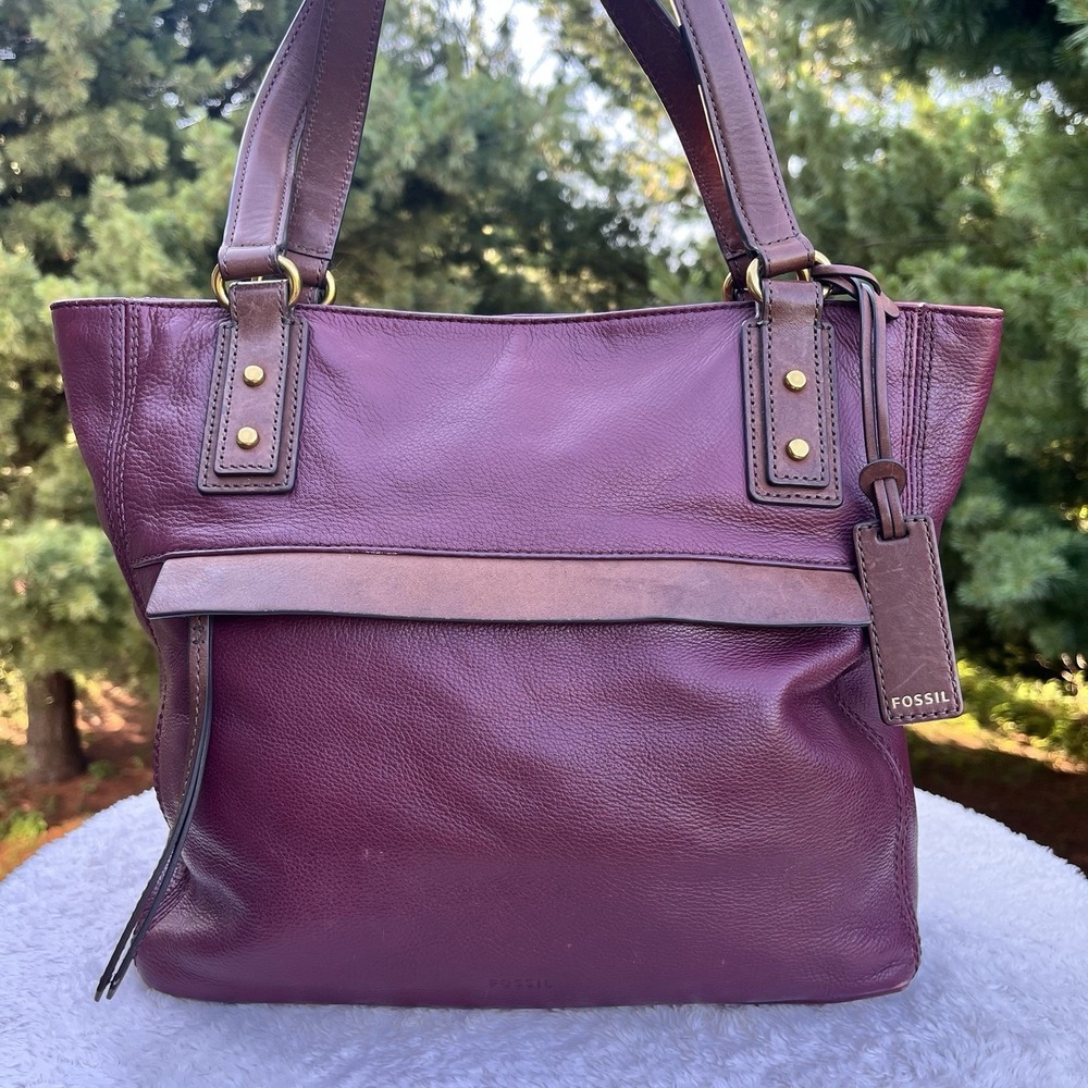 Fossil Leather Tote Wine Burgundy Shoulder Bag Purse Pebbled Brass Zip SHB1485